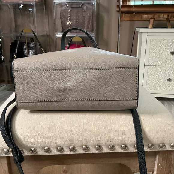 The Marc Jacobs Editor 29 Taupe and Cream Satchel Bag - Picture 9 of 10